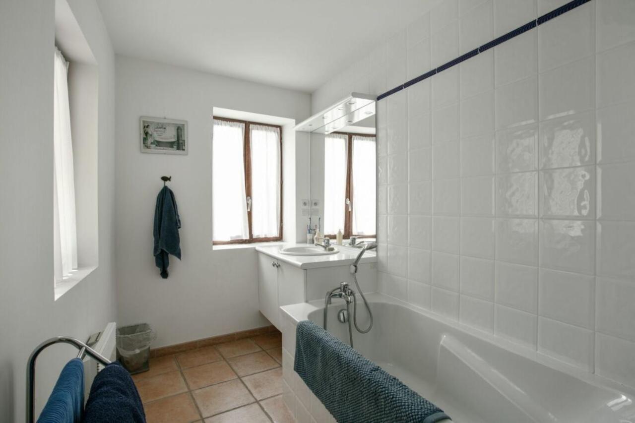 Charming And Quaint 2-Bed House In Marseillan Villa Bagian luar foto